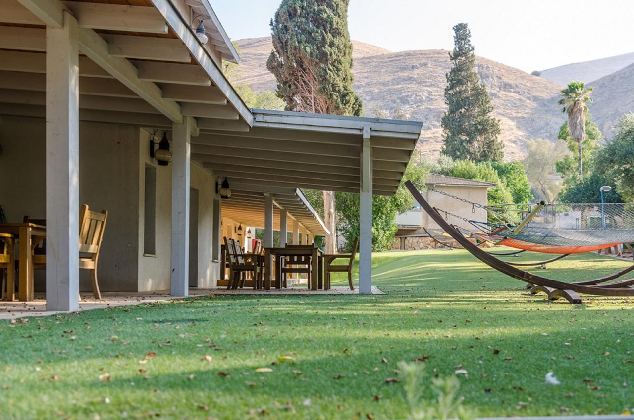 Bait Alfa Kibbutz Country Lodging Bet Alfa Екстер'єр фото